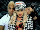 play video on iTunes