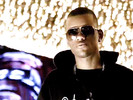 play video on iTunes