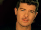 play video on iTunes