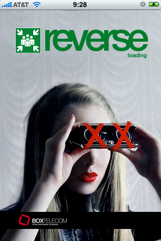 L'application REVERSE sur iPhone. Retrouver un nom avec un numéro de téléphone. REVERSE est l'annuaire inversé disponible sur l'app Store