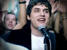 play video on iTunes