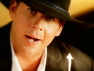 play video on iTunes