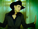 play video on iTunes