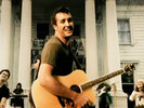 play video on iTunes