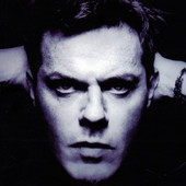 Circle, Eddie Izzard